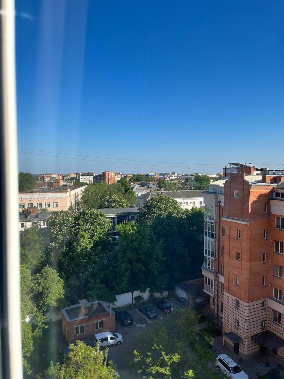 Apartment зелений оксамит 1-к у центрі - мережа Helen